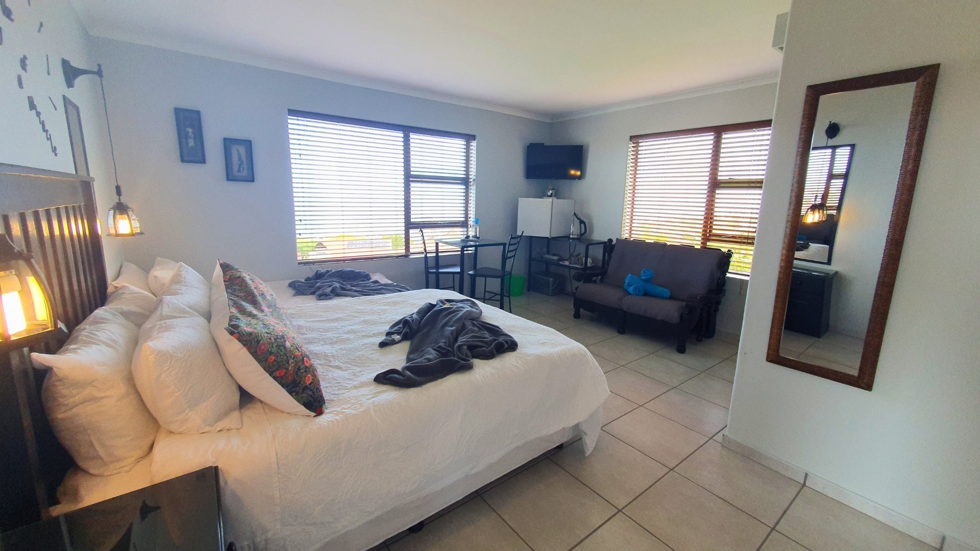 10 Bedroom Property for Sale in Dana Bay Western Cape